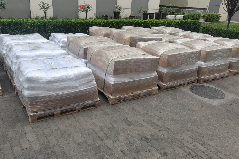 6月8日發(fā)往北京的綠碳化硅